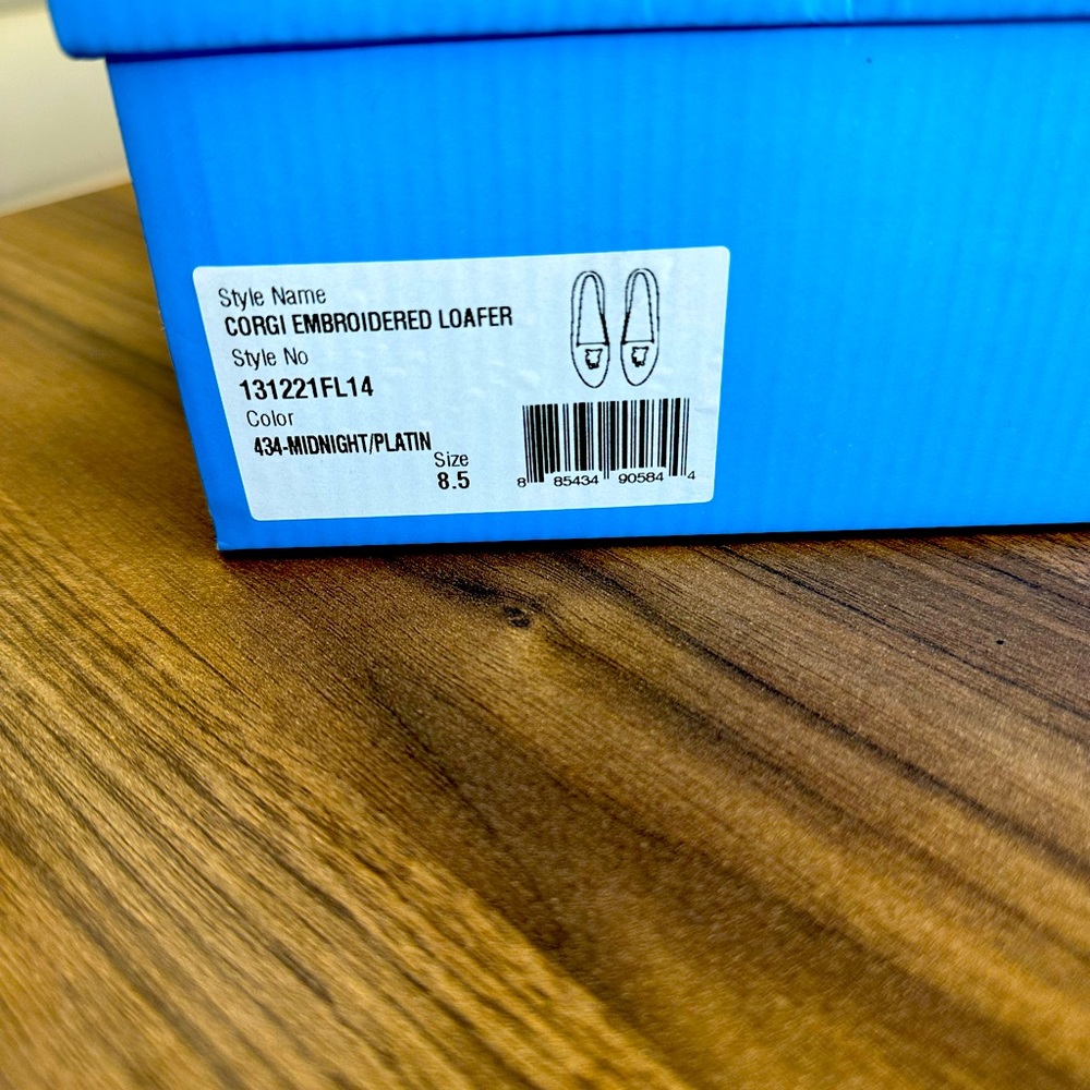 Jack Rogers slip on Corgi shoe
